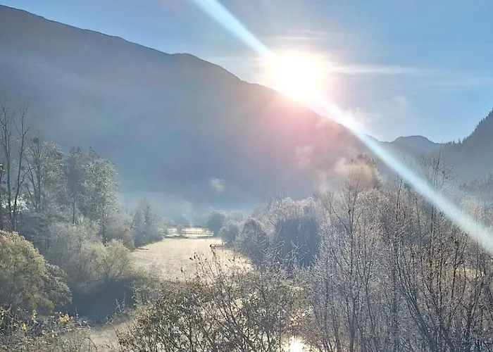 Moderne, Mit Seeblick, Near Hallstatt * 巴德哥依斯恩